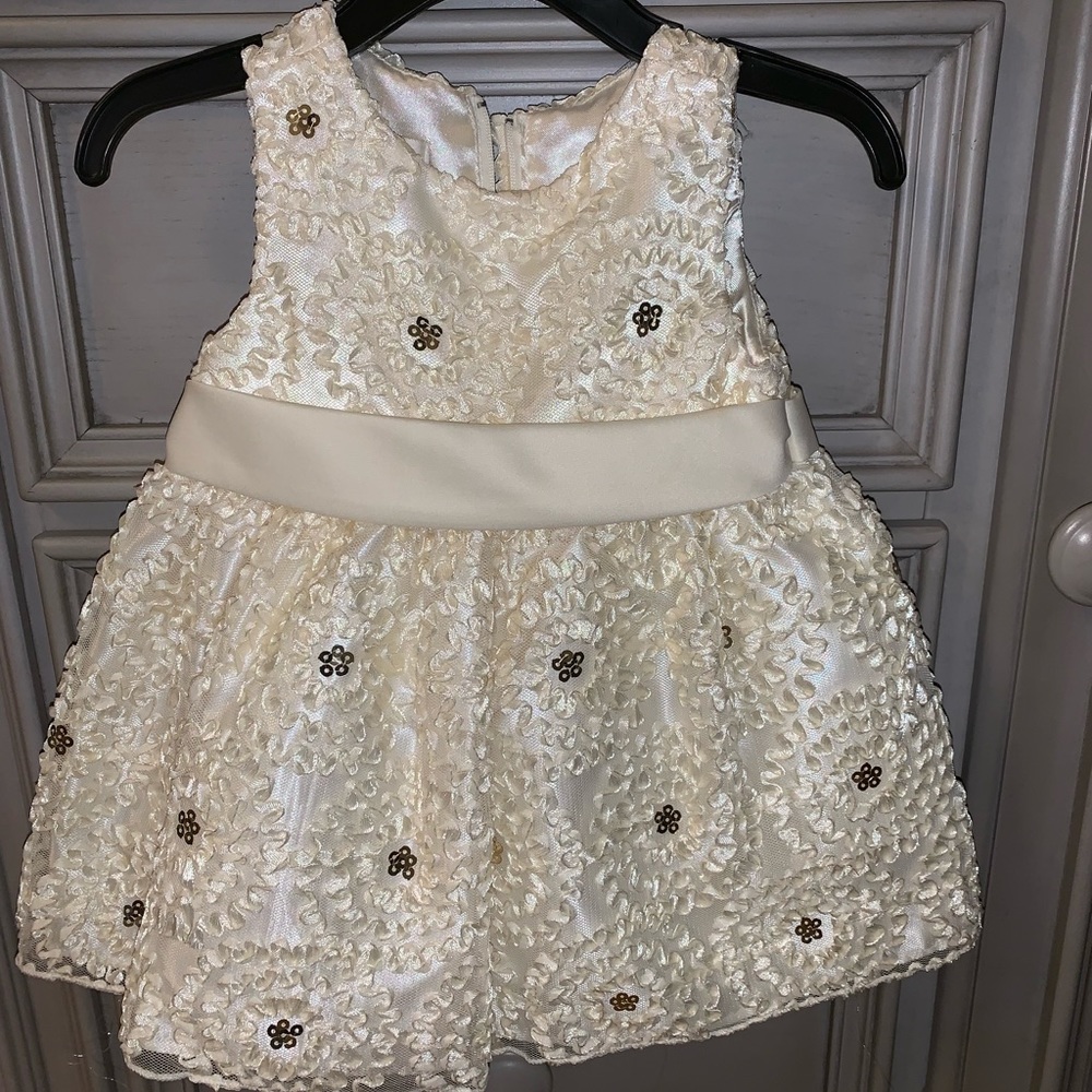 Baby girl white dress